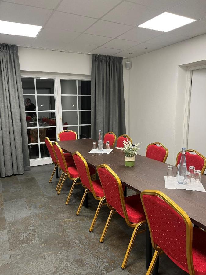 Landgasthof Zur Burg Grenzau Höhr-Grenzhausen Exteriér fotografie
